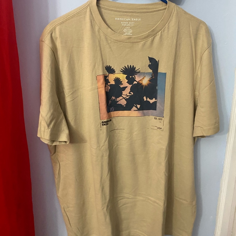 American Eagle Men’s Tshirt